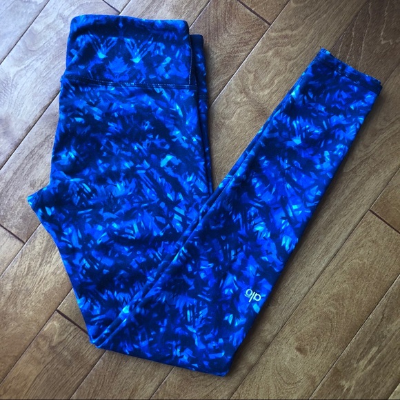 ALO Yoga Pants - Alo yoga pants, gently used, blue, tropical print